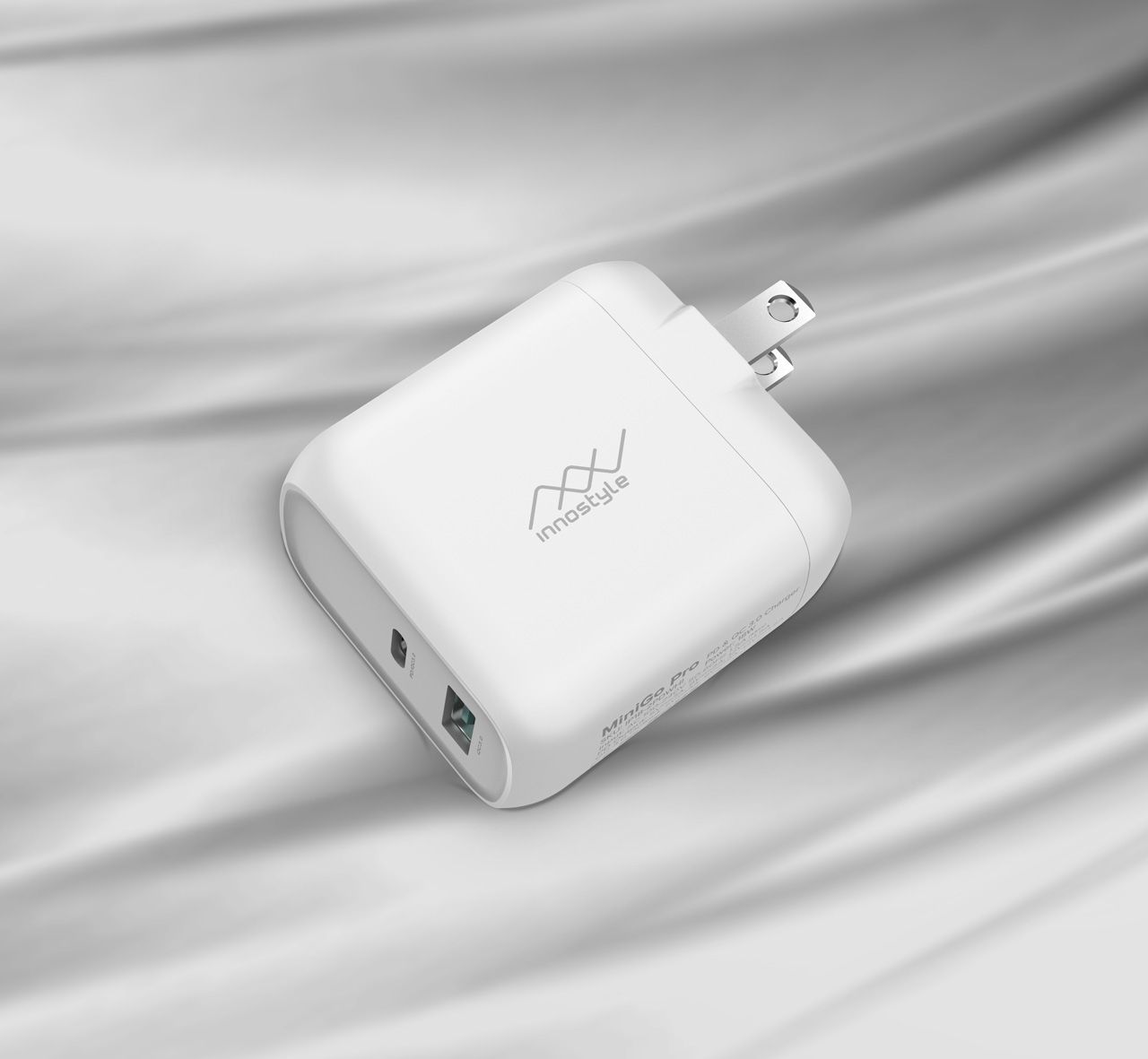 CỦ SẠC NHANH INNOSTYLE MINIGO PRO DUAL PD/QC3.0 18W